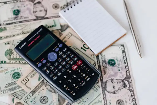 Education Loan to Study Abroad: Complete 2026 Guide Student budgeting for study abroad expenses in Pakistan and India Loan